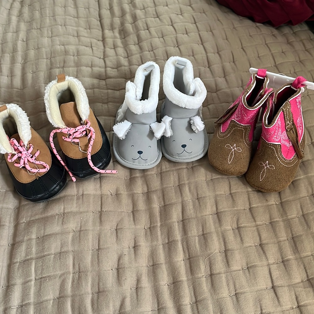 Bundle of Infant Boots